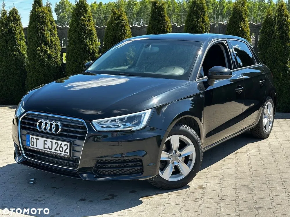Audi A1 Sportback 1.4 TFSI CoD Design S tronic — zdjęcie 2