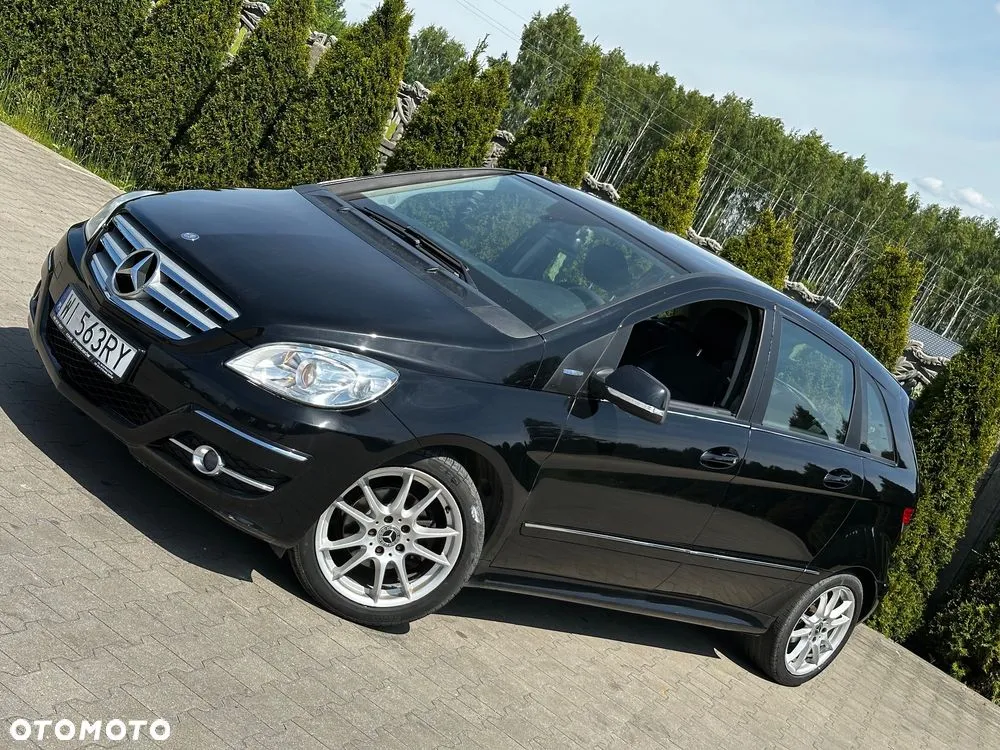Mercedes-Benz Klasa B 160 BlueEFFICIENCY SPORT EDITION — zdjęcie 3