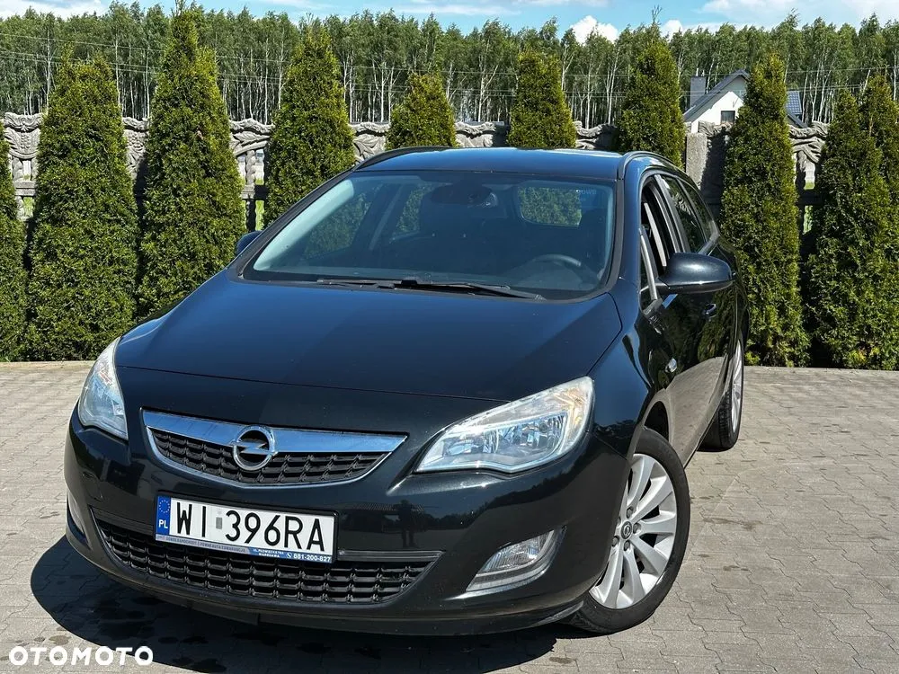 Opel Astra 1.4 Turbo 150 Jahre — zdjęcie 2
