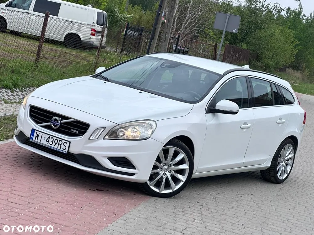 Volvo V60 D3 RDesign — zdjęcie 3